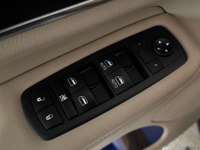 Used 2020 Jeep Grand Cherokee Limited RWD image 15
