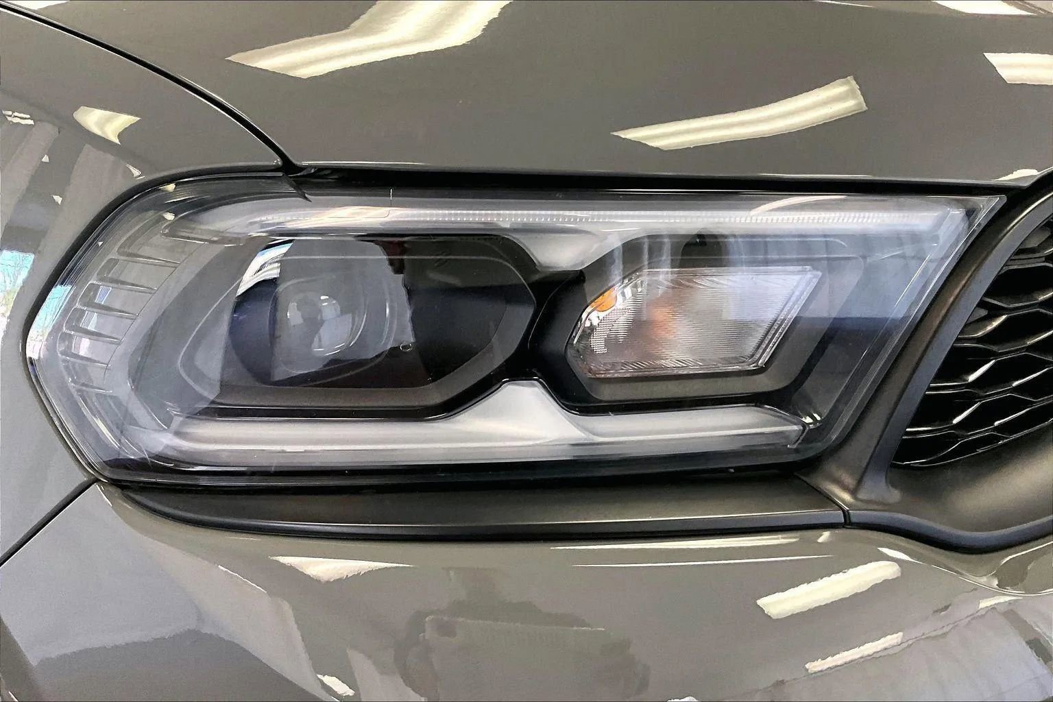 Used 2023 Dodge Durango GT image 28