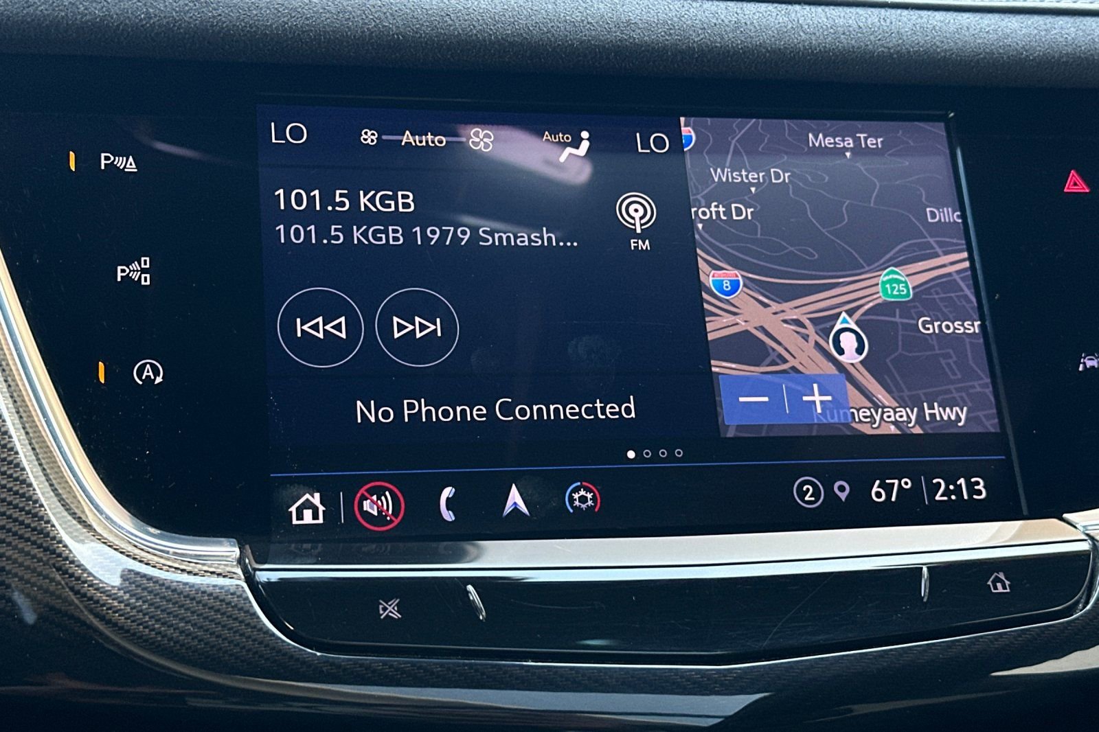 Used 2022 Cadillac XT6 Sport w/ Platinum Package image 18