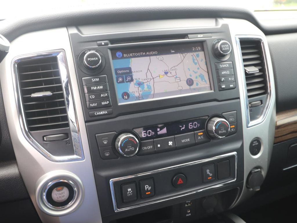 Used 2017 Nissan Titan SL RWD image 21