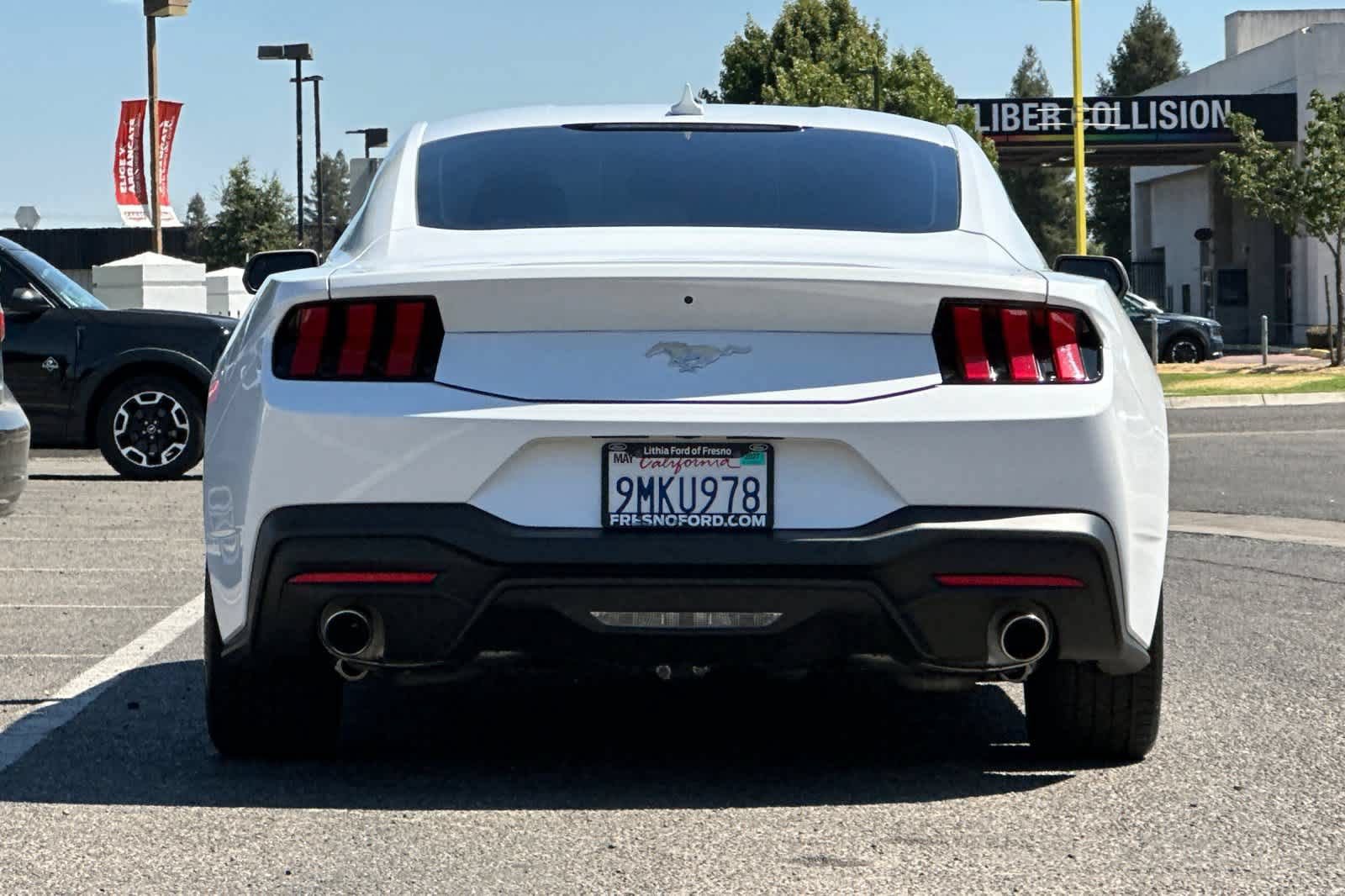 Certified 2024 Ford Mustang Coupe RWD image 8