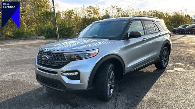 Certified 2022 Ford Explorer XLT w/ Equipment Group 202A
