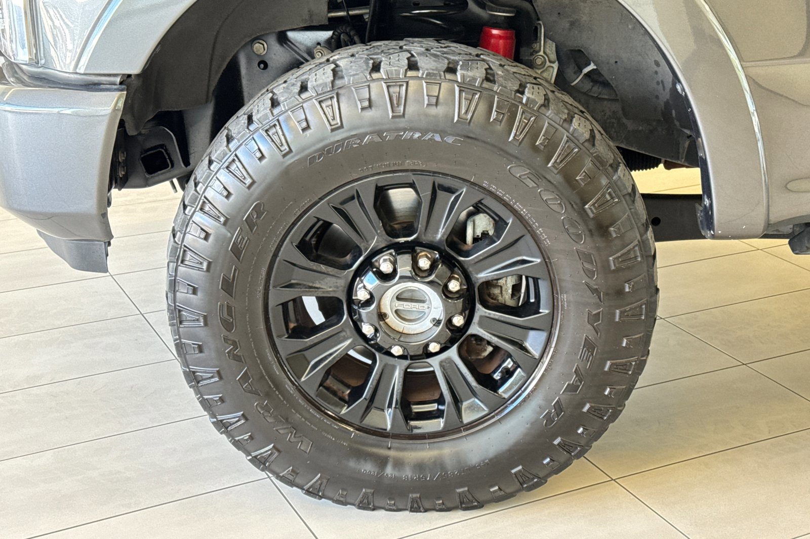 Certified 2020 Ford F250 Platinum w/ Tremor Off-Road Package AWD/4WD image 26