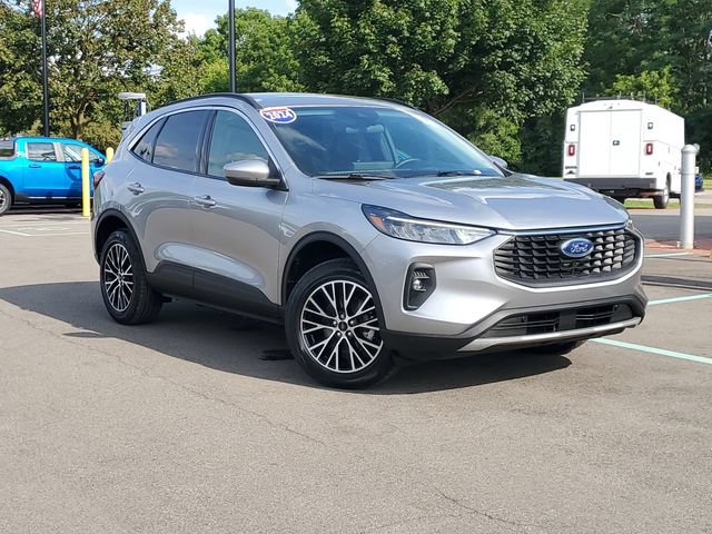 Certified 2024 Ford Escape SE