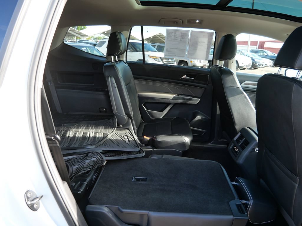 Used 2021 Volkswagen Atlas SEL AWD/4WD image 14