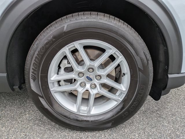 Certified 2026 Ford Explorer Active w/ Active Comfort Package RWD image 11