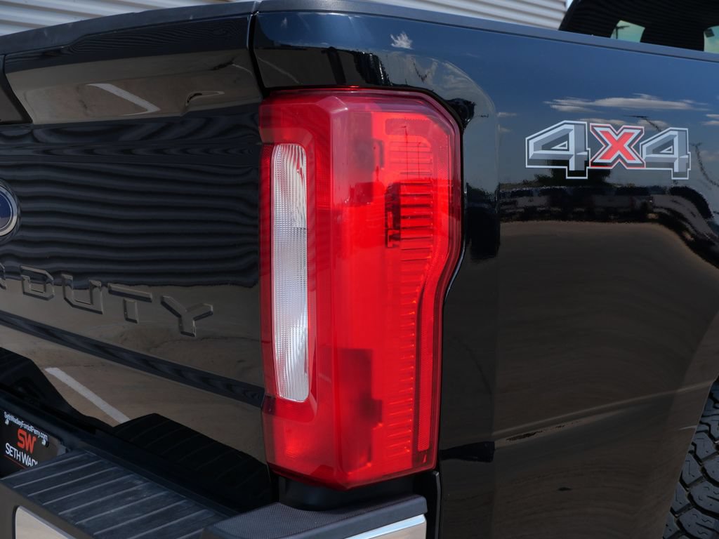 Certified 2024 Ford F350 XLT AWD/4WD image 12