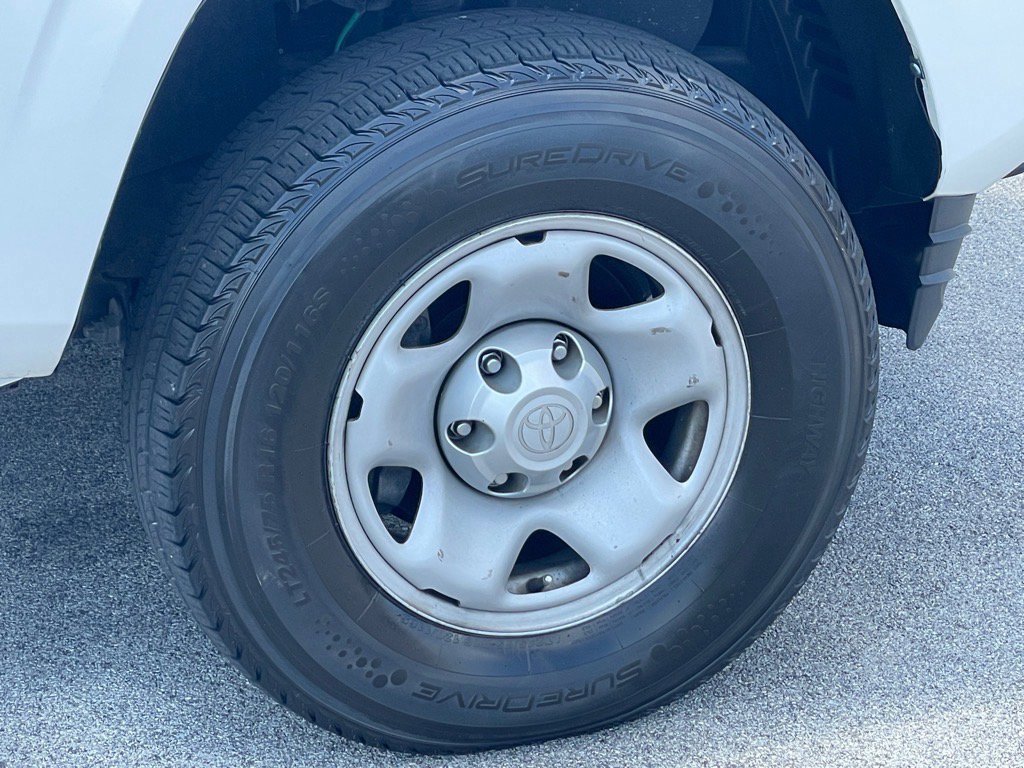 Used 2021 Toyota Tacoma SR image 10