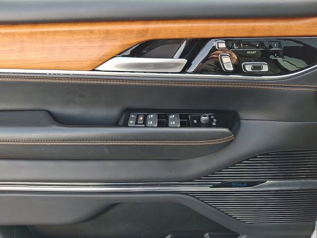 Used 2024 Jeep Grand Wagoneer L Series III image 12