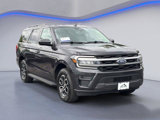 Certified 2024 Ford Expedition XLT AWD/4WD image 5