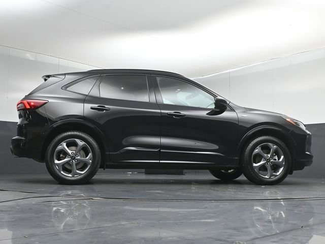 Certified 2024 Ford Escape ST-Line w/ Tech Pack #1 AWD/4WD image 44