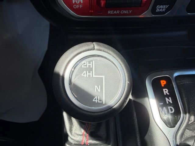 Used 2020 Jeep Gladiator Rubicon AWD/4WD image 25