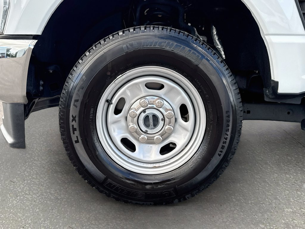 Certified 2024 Ford F250 XL w/ FX4 Off-Road Package AWD/4WD image 28