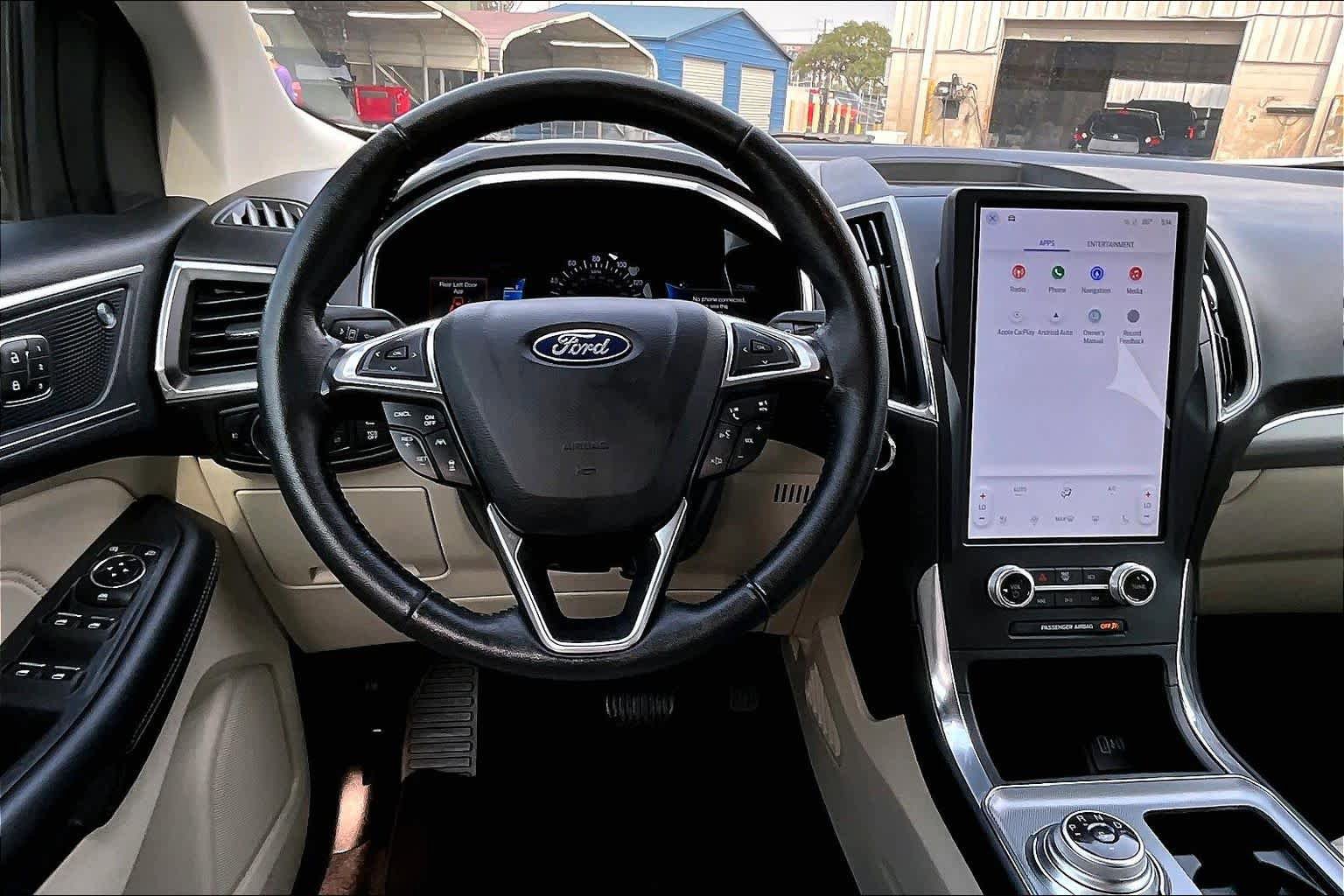 Certified 2021 Ford Edge Titanium FWD image 6