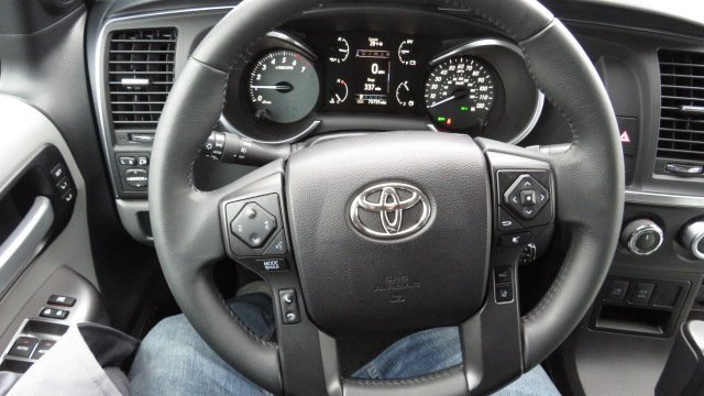 Used 2021 Toyota Sequoia Limited image 23