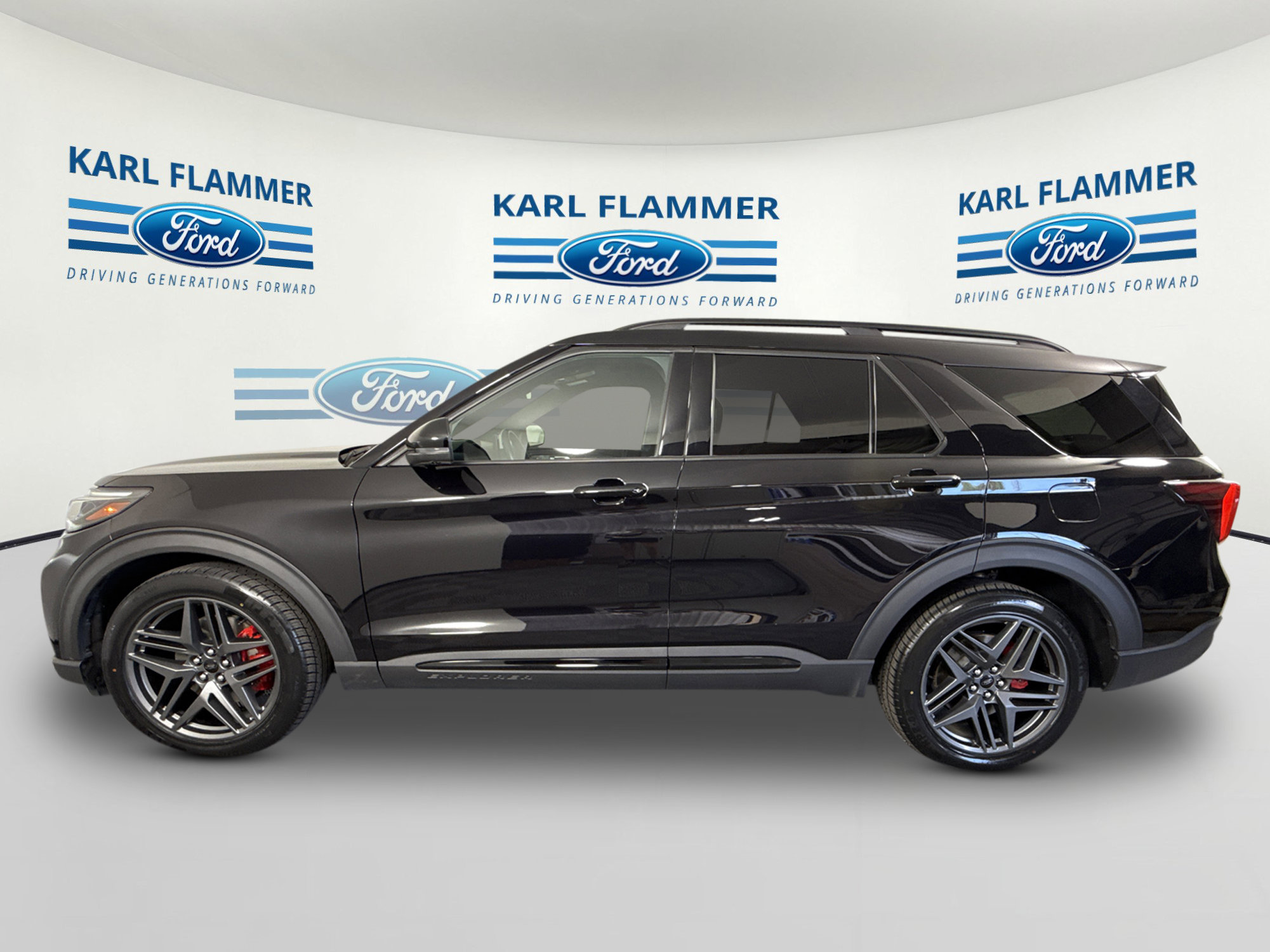 Certified 2025 Ford Explorer ST w/ Sun And Sound Package AWD/4WD image 5
