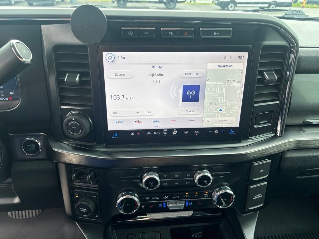 Certified 2023 Ford F350 Lariat w/ Lariat Ultimate Package AWD/4WD image 15