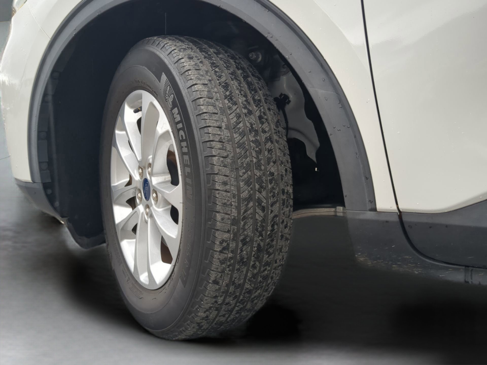 Certified 2020 Ford Escape SE image 63