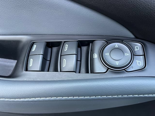 Used 2023 Buick Enclave Essence w/ LPO, Touring Package FWD image 25
