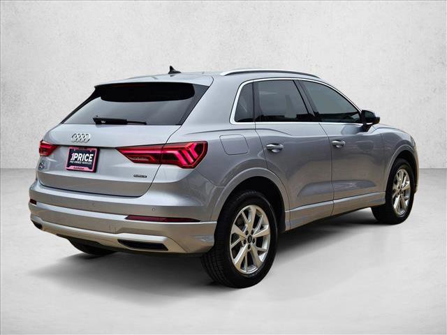 Used 2023 Audi Q3 2.0T Premium image 3