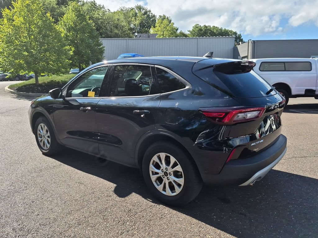 Certified 2026 Ford Escape Active w/ Tech Pack #1 AWD/4WD image 7