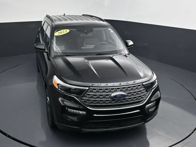 Certified 2023 Ford Explorer XLT w/ Equipment Group 202A AWD/4WD image 24