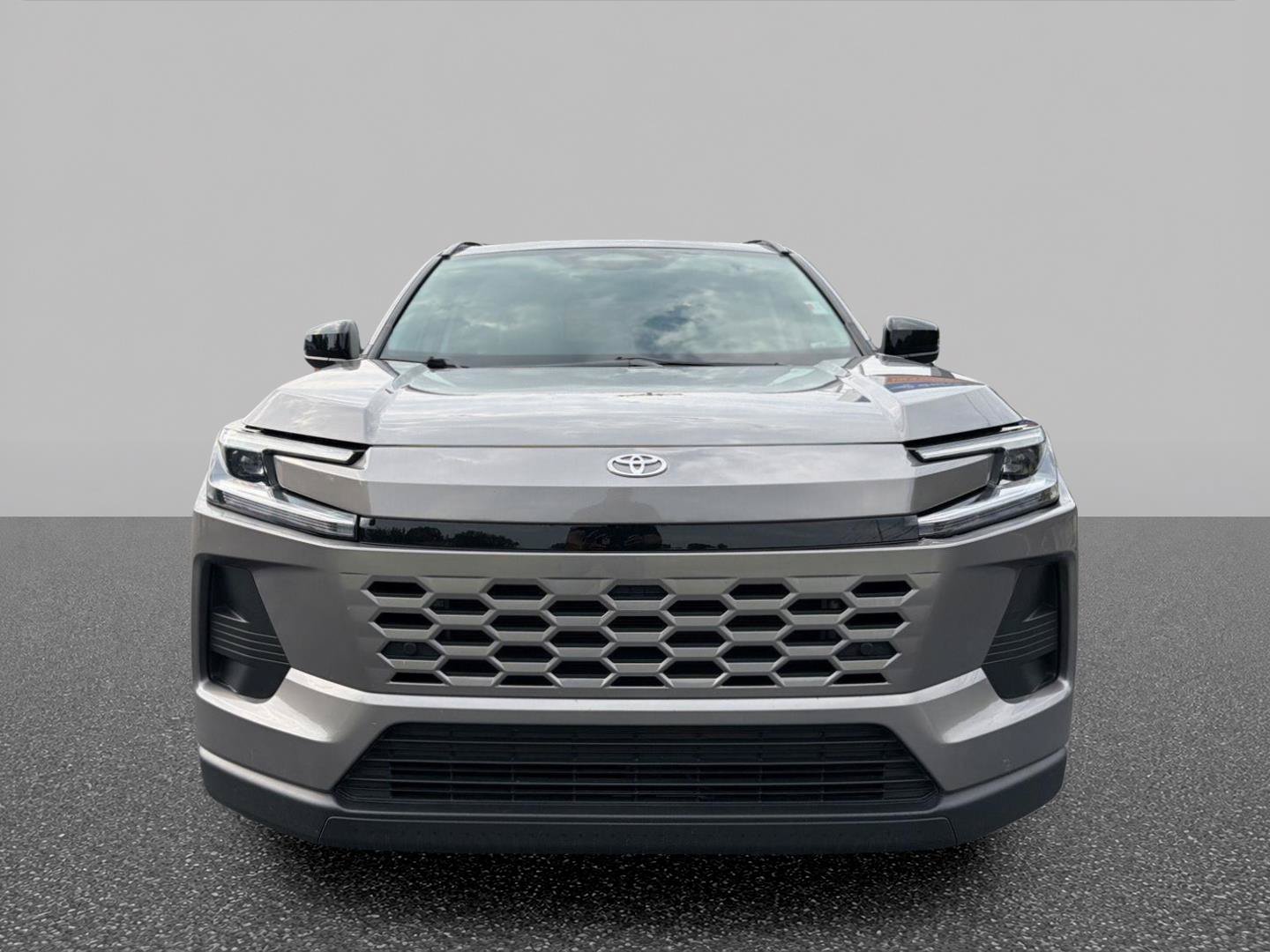 Used 2026 Toyota RAV4 XLE Premium FWD image 3