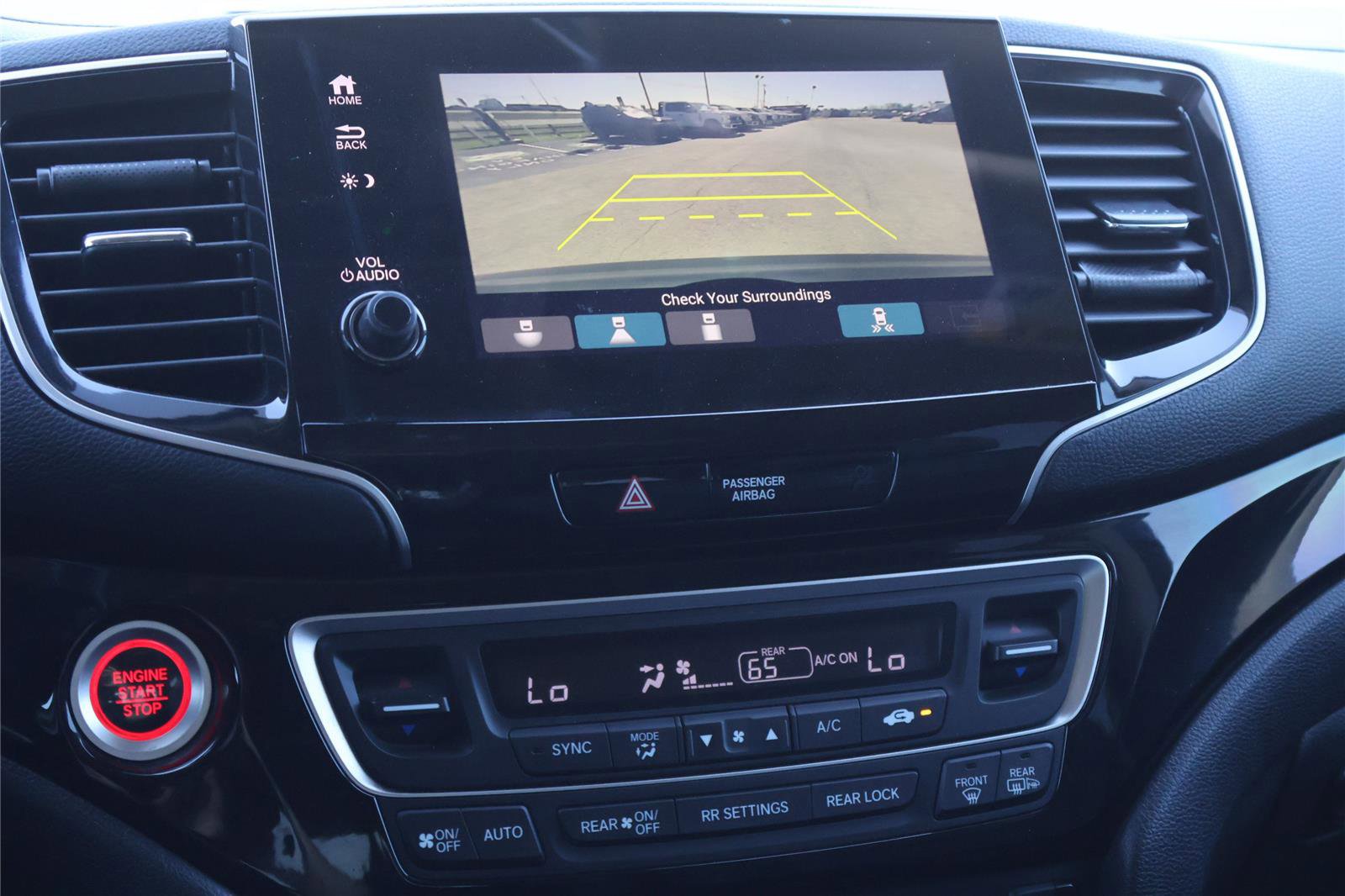 Used 2020 Honda Pilot Touring image 24