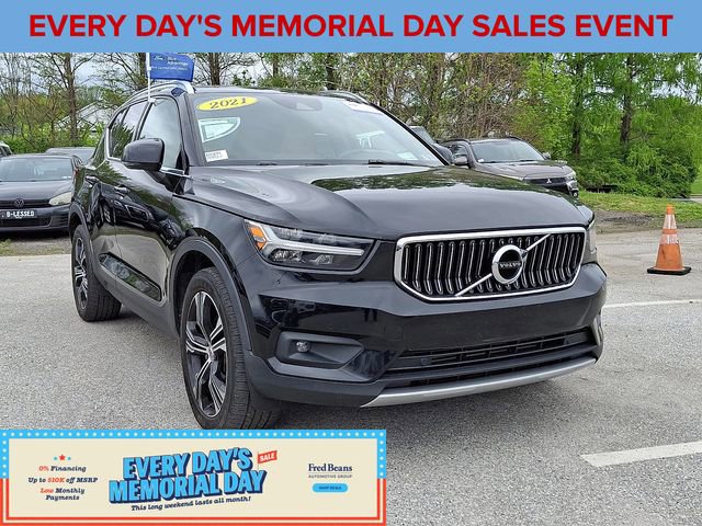 Used 2021 Volvo XC40 T5 Inscription w/ Climate Package AWD/4WD image 2