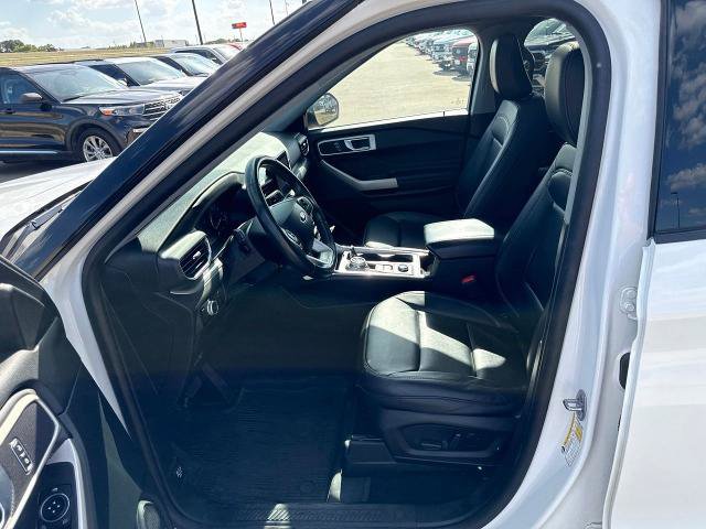 Certified 2023 Ford Explorer XLT w/ Equipment Group 202A AWD/4WD image 19