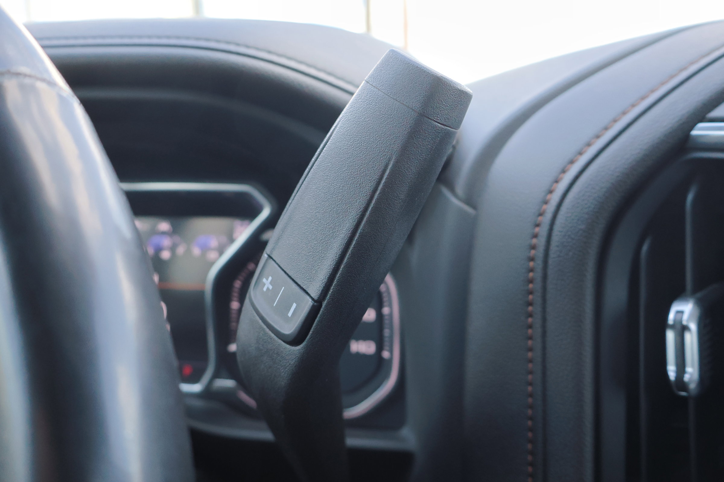 Used 2022 GMC Sierra 1500 AT4 w/ Technology Package image 22