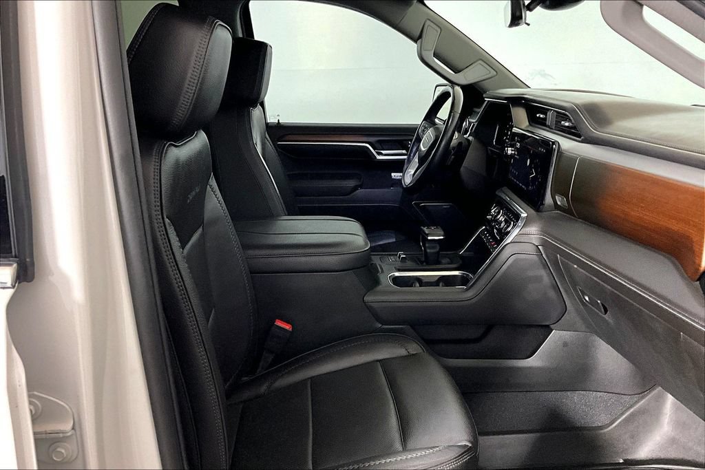 Used 2024 GMC Sierra 1500 Denali AWD/4WD image 6