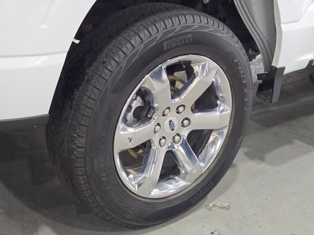 Certified 2022 Ford F150 XLT w/ Equipment Group 302A High image 19