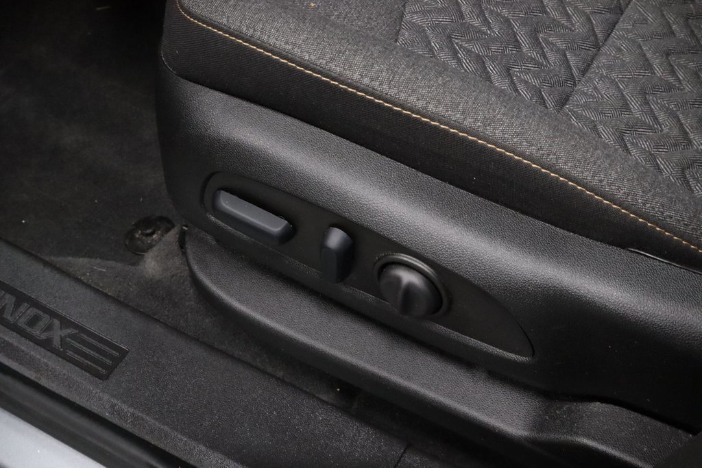 Used 2024 Chevrolet Equinox LT w/ LPO, Floor Liner Package image 23