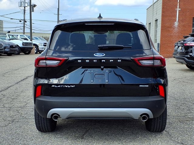 Certified 2024 Ford Escape Platinum image 2
