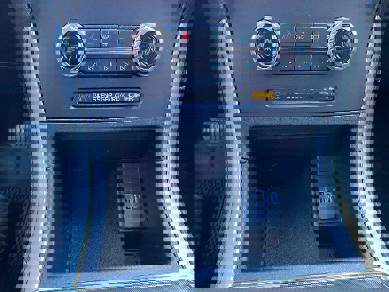 Certified 2022 Ford Edge SEL w/ Convenience Package image 44