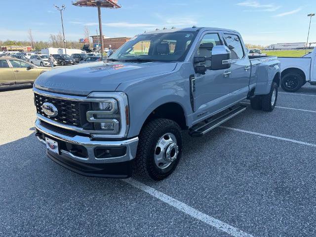 Certified 2025 Ford F350 Lariat w/ Chrome Package AWD/4WD image 4