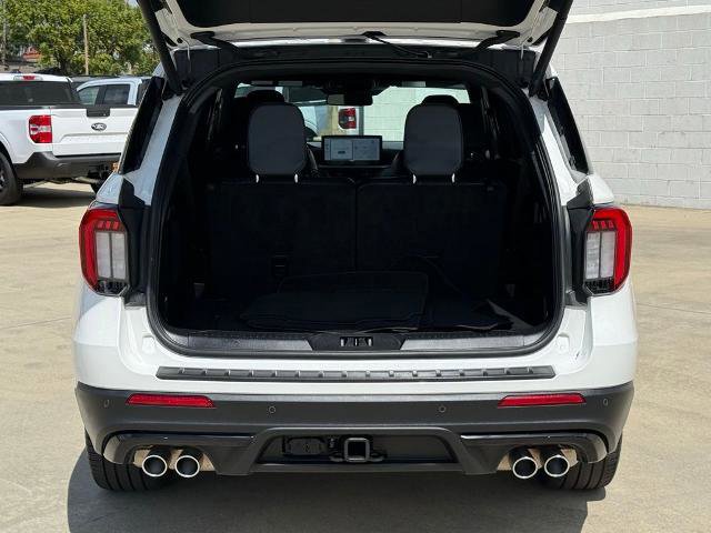 Certified 2025 Ford Explorer ST image 15