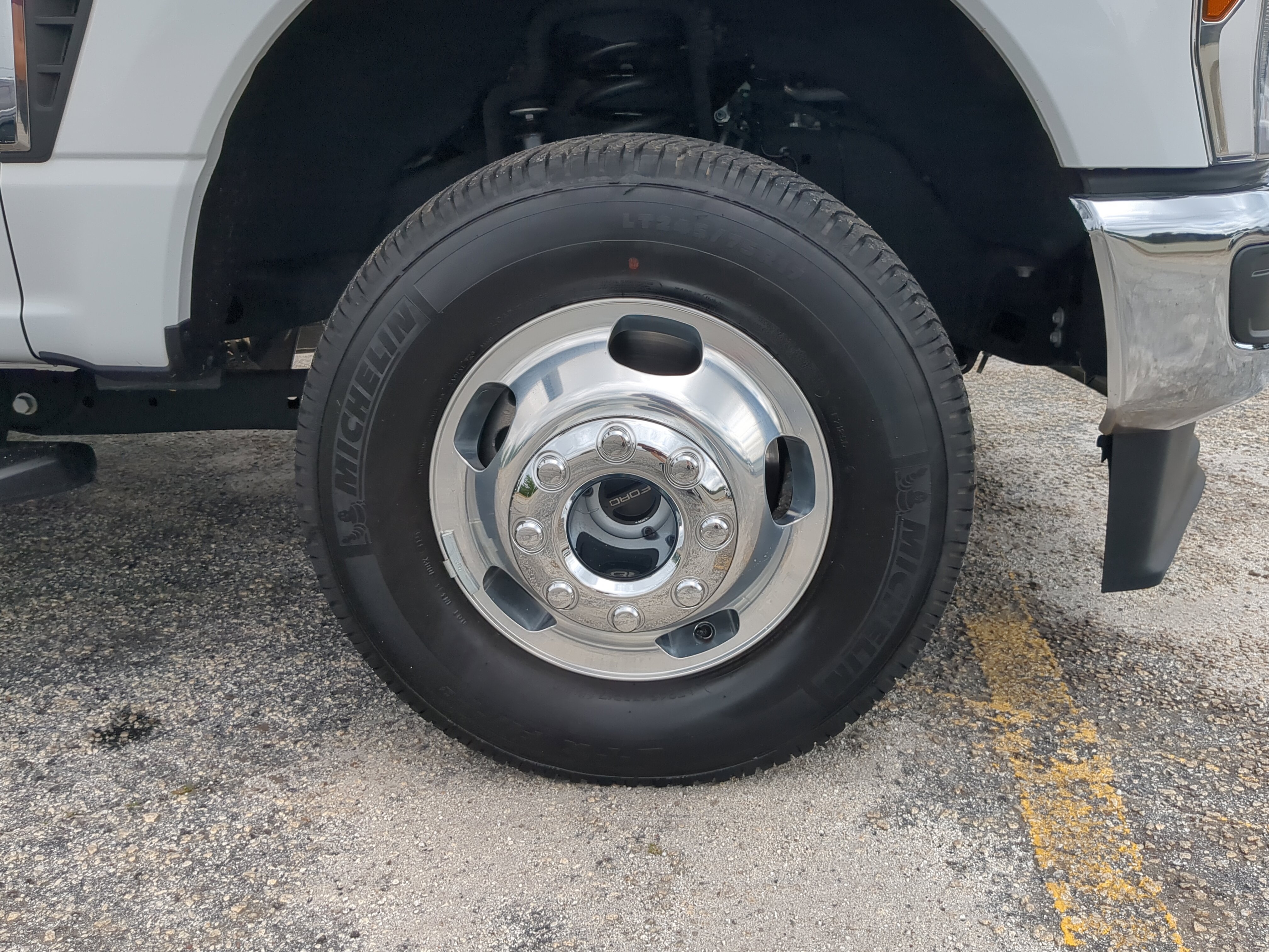 Certified 2025 Ford F350 XL w/ 360-Degree Camera Package AWD/4WD image 9