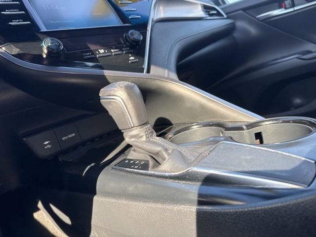 Used 2018 Toyota Camry SE image 26