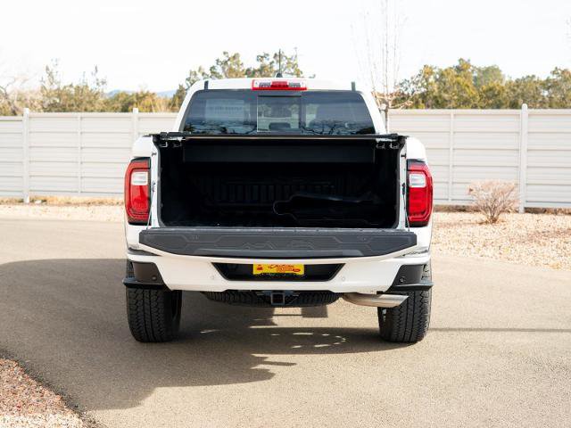 Used 2023 GMC Canyon Denali image 6