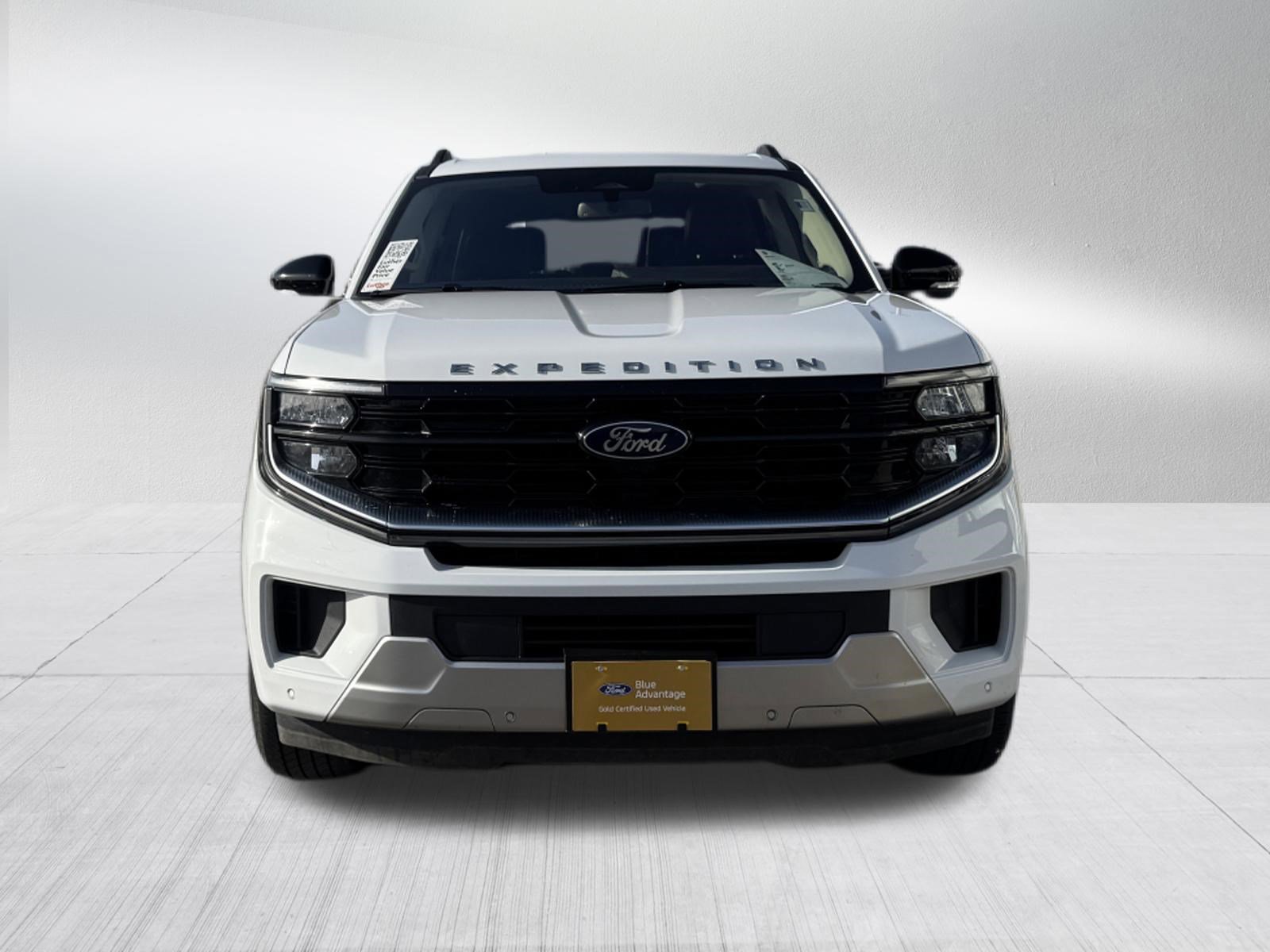 Certified 2025 Ford Expedition Platinum AWD/4WD image 2