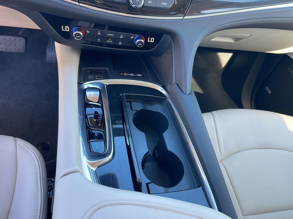 Used 2023 Buick Enclave Essence w/ Experience Buick Package image 25