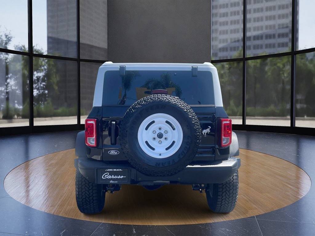 Certified 2026 Ford Bronco Heritage Edition AWD/4WD image 4