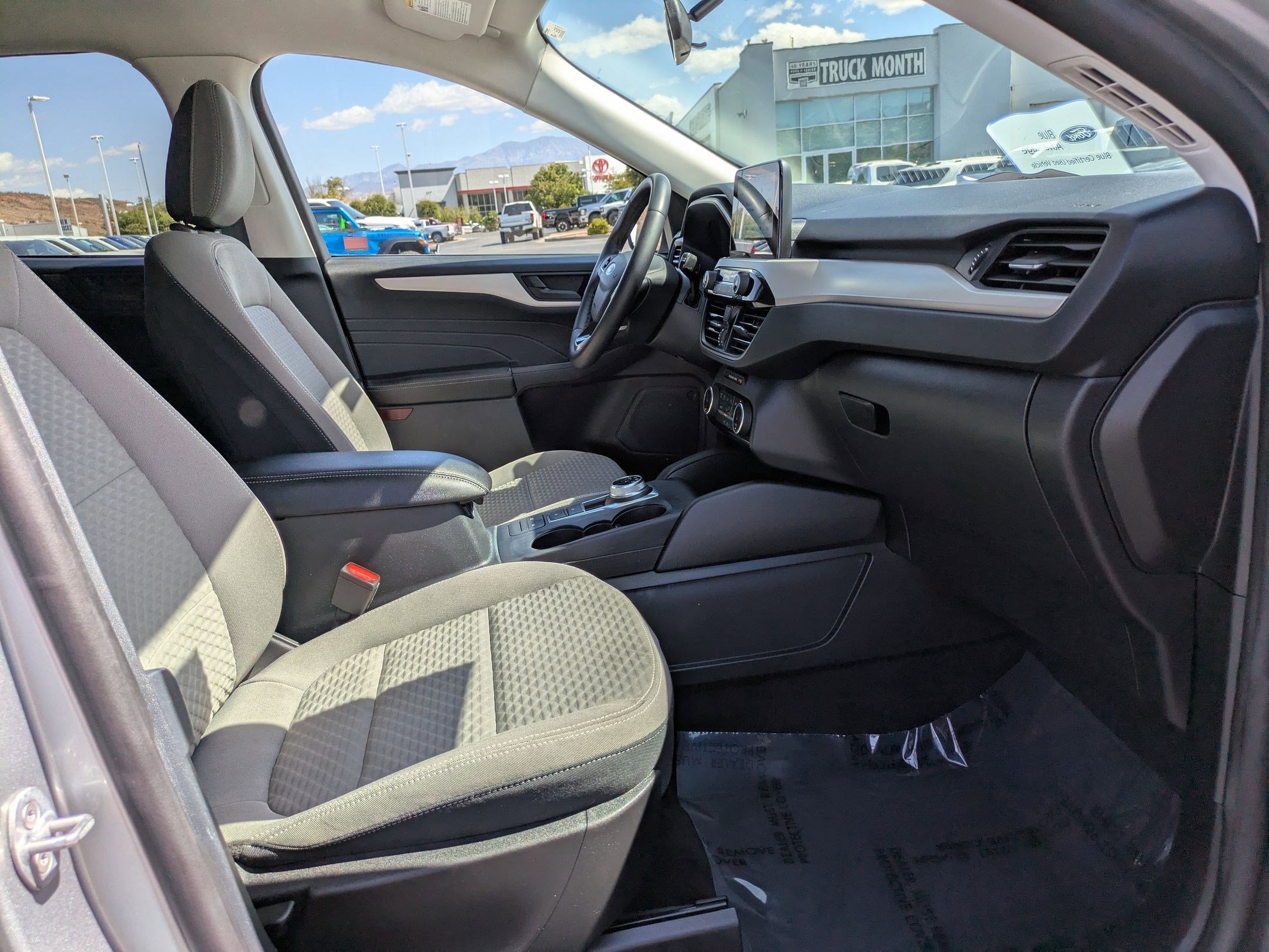 Certified 2022 Ford Escape SE w/ Convenience Package FWD image 32