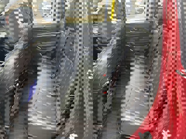 Used 2022 Jeep Grand Cherokee Limited w/ Luxury Tech Group II image 19