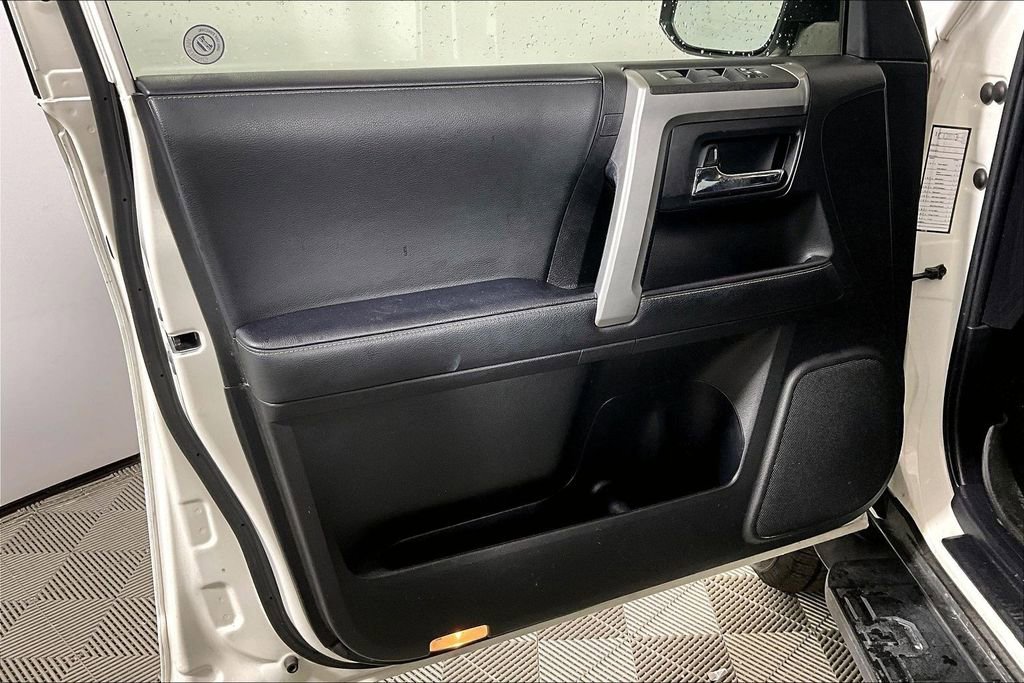 Used 2021 Toyota 4Runner SR5 image 18