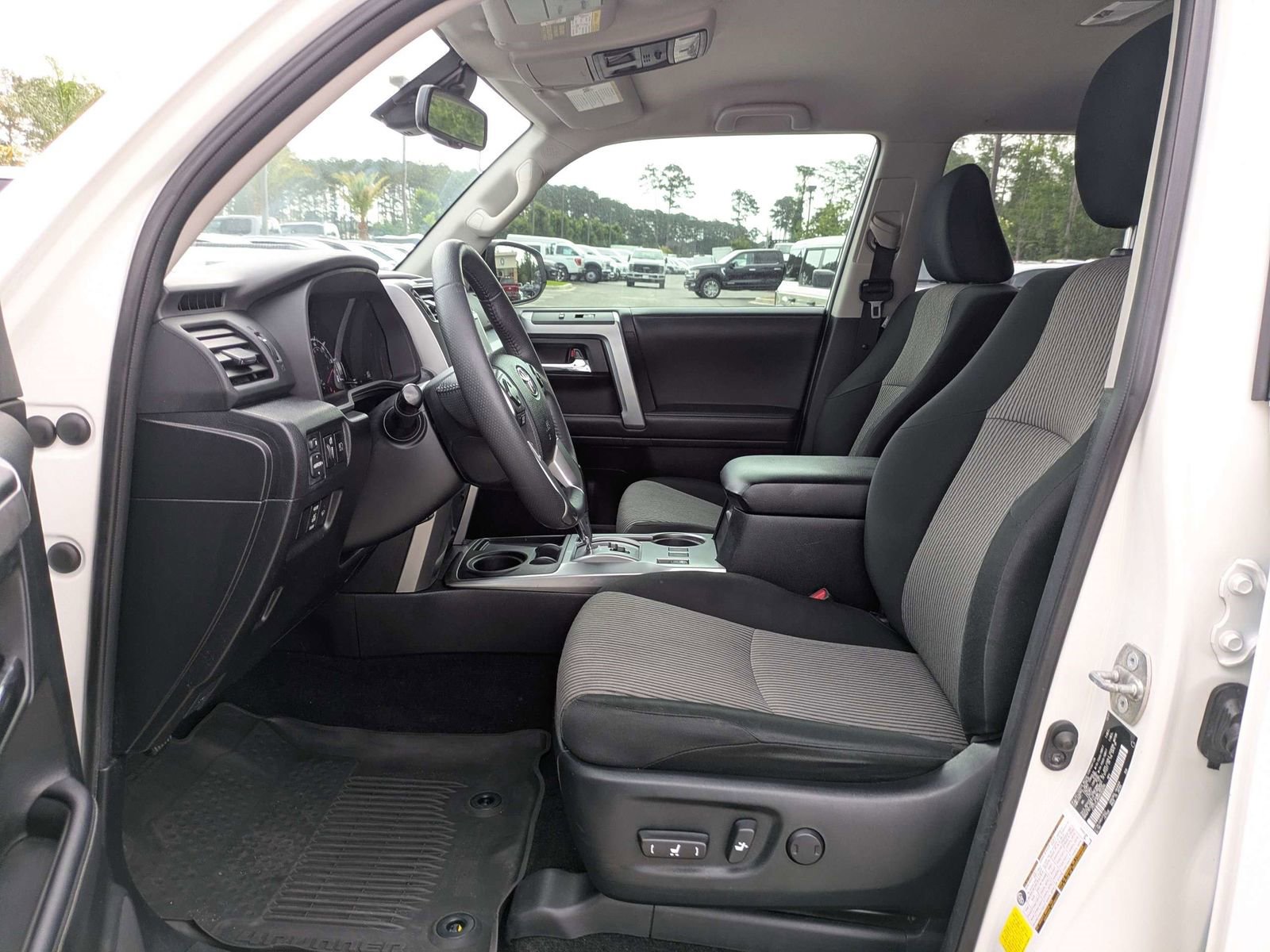 Used 2022 Toyota 4Runner SR5 RWD image 11