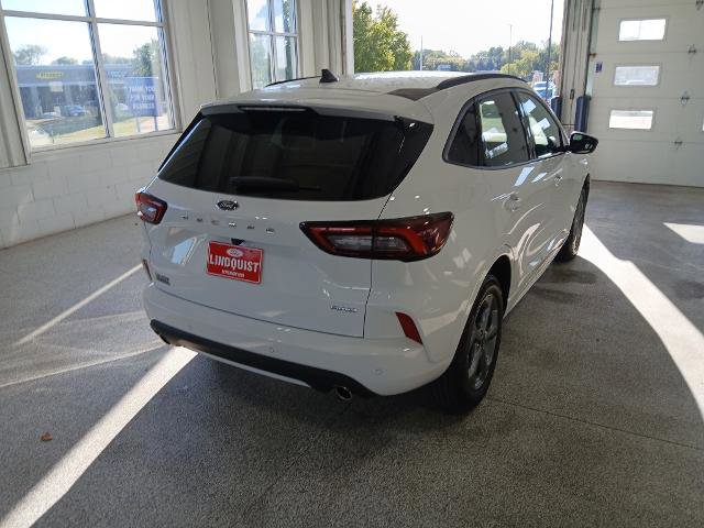 Certified 2023 Ford Escape ST-Line w/ Tech Pack #1 image 5
