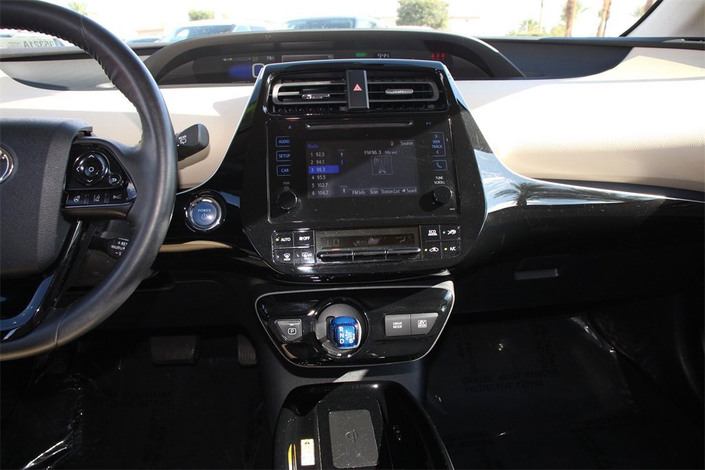 Used 2019 Toyota Prius XLE image 14